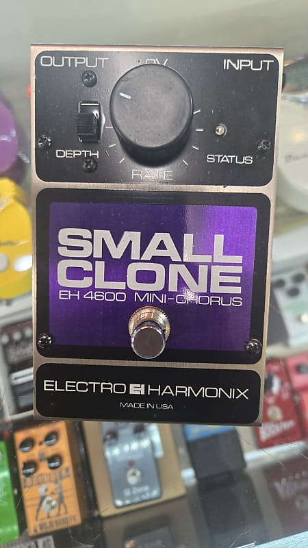 Electro-Harmonix EH4600 Small Clone Mini-Chorus | Reverb
