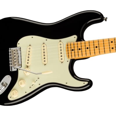 Fender American Professional II Stratocaster, Maple Fingerboard - Black image 5