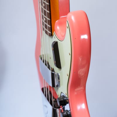 Fender Custom Shop '64 Jazz Bass Journeyman Relic - Super Faded Aged Tahitian Coral image 6