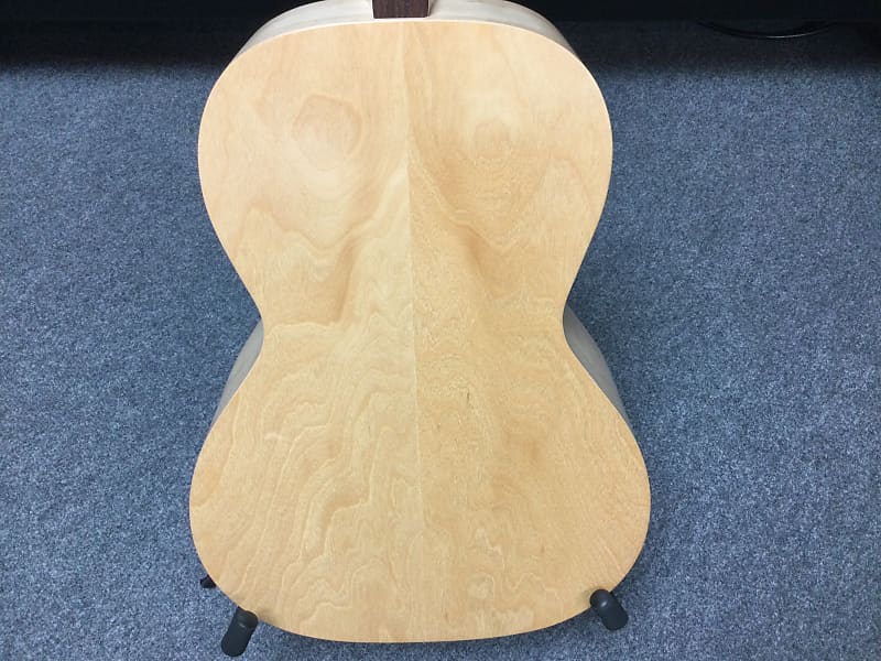 Norman Expedition Nat Solid Spruce Parlor SG with Washboard
