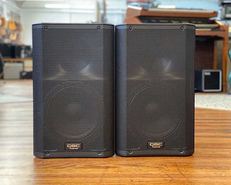 QSC K10 Monitors - PAIR | Reverb Canada