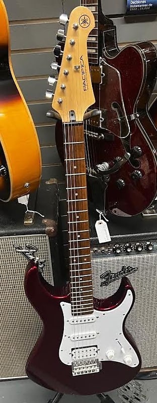 Yamaha Pacifica PAC-012 HSS Electric Guitar, MII (Used) image 1