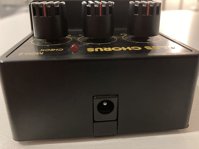 Arion MCH-2 Bass Chorus pedal | Reverb
