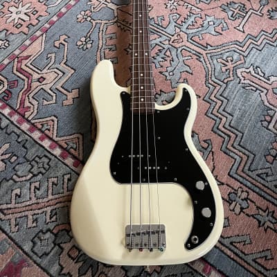 ベース Fender Japan Precision Bass PB70 ASH 2002 Fender Japan PB70 '70 Reissue Precision Bass (Aged