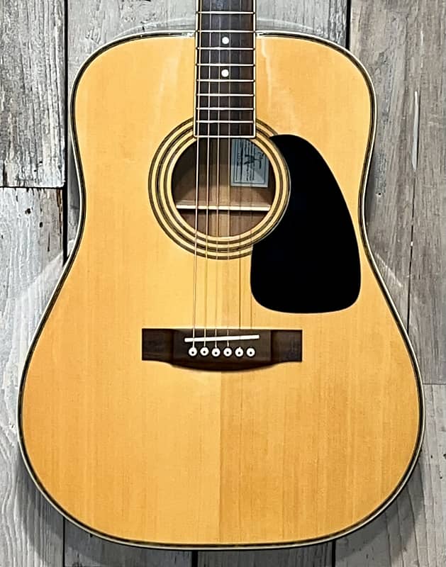 1990s Vintage Takamine TD-32 Dreadnaught Natural 