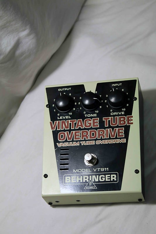 Behringer VT911 Vintage Tube Overdrive