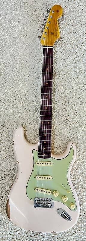 Fender Custom Shop Late 1962 Stratocaster Relic Closet Classic Faded Shell Pink image 1