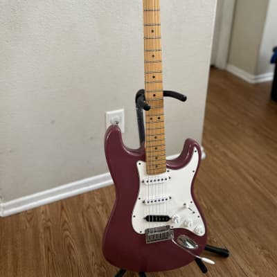 Fender American Standard Stratocaster with Matching Headstock, Maple Fretboard 1995 - Burgundy Mist for sale