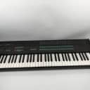 Yamaha DX7 Digital Programmable Algorithm Synthesizer Keyboard