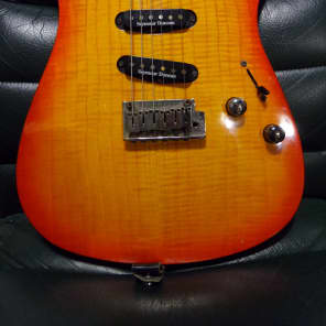 Fender Showmaster 2006 Cherry Burst image 1