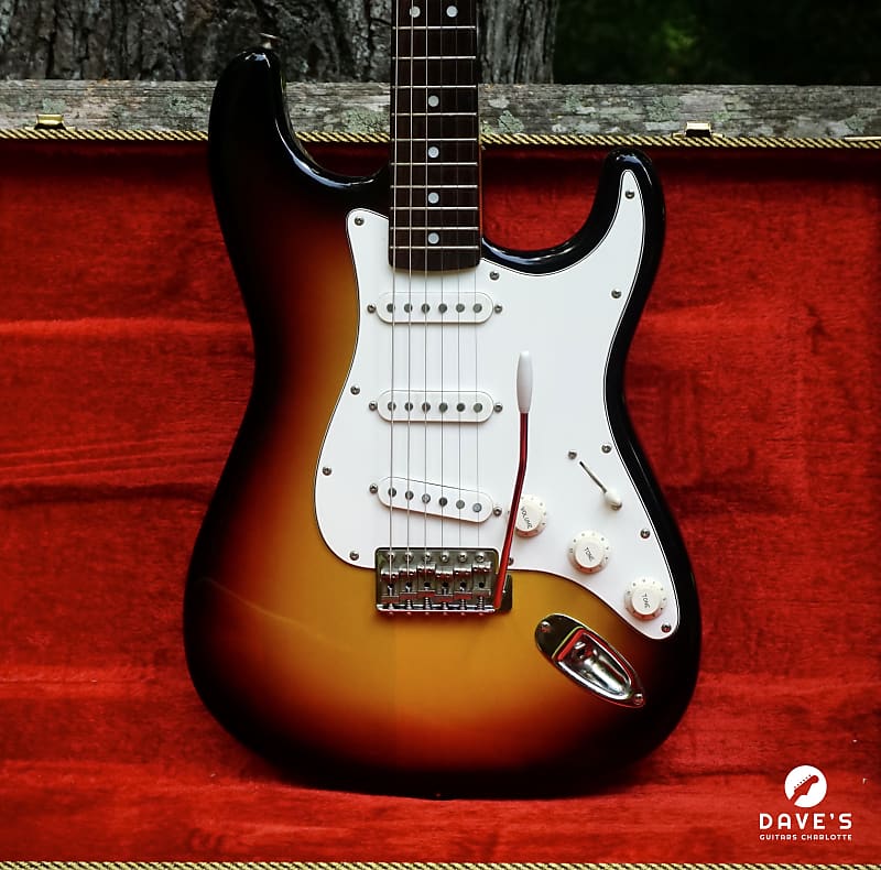 Tokai AST62 1980s MIJ Japanese Stratocaster Style Electric Guitar Free Shipping 48 CONUS image 1