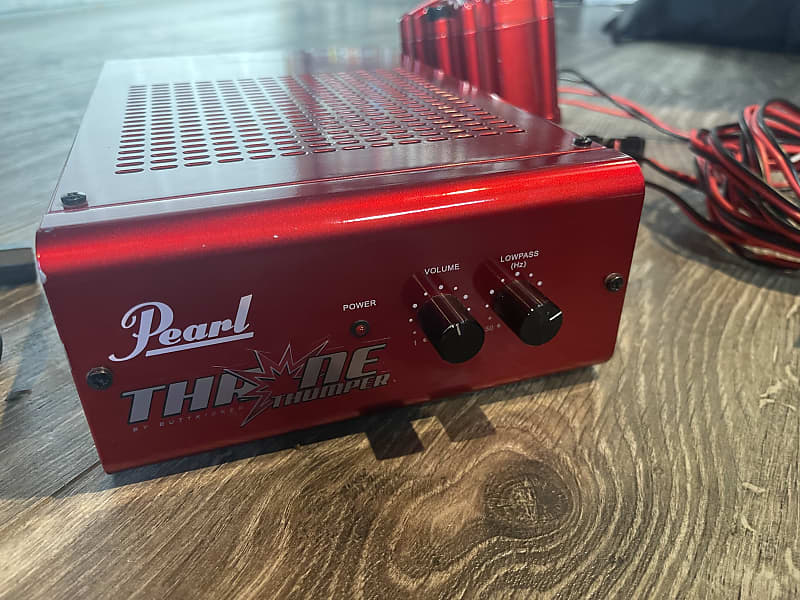 Pearl/ButtKicker THMP1 Throne Thumper Reverb