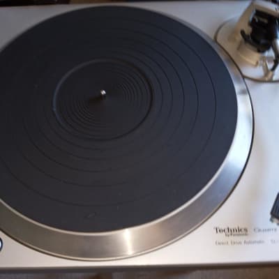 Technics SL 1301 direct drive turntable in excellent condition image 1