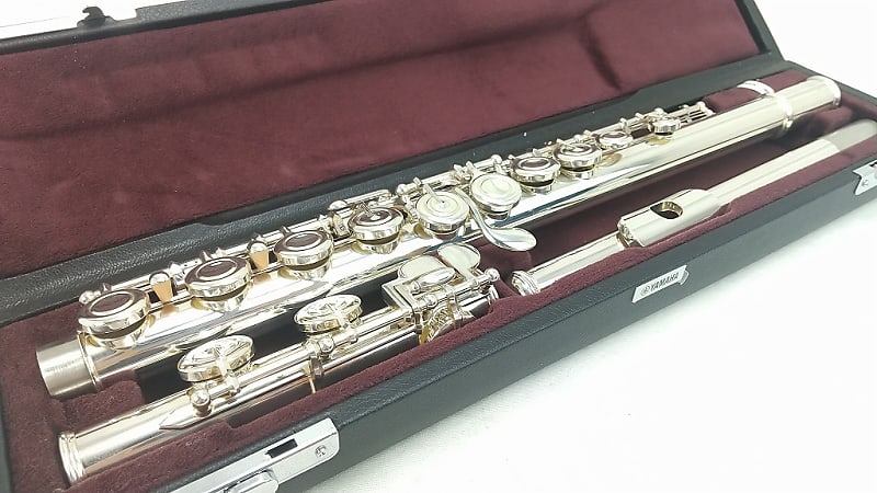 Yamaha Yfl-212 Flute