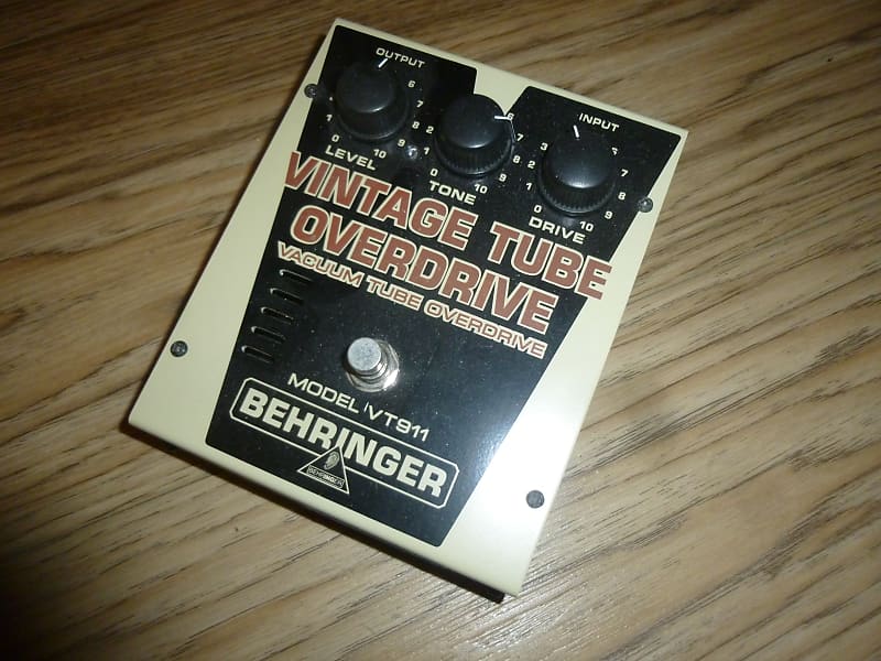 Behringer VT911 Vintage Tube Overdrive