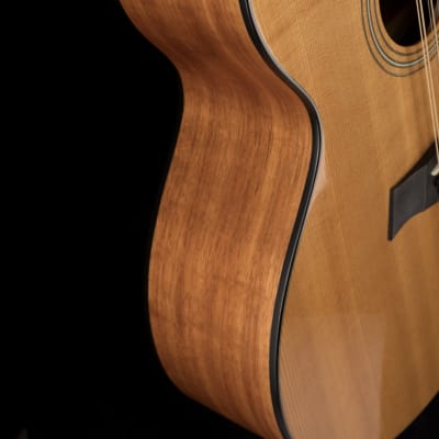 Pre Owned '04 Taylor Limited Edition 355-CE-L7 12-string Cutaway Acoustic Electric W OHSC image 8