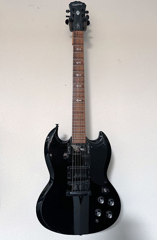 Epiphone Tony Iommi Signature G-400 | Reverb