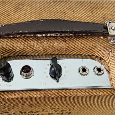 1962 Fender Champ Amp Tweed 5F1 1x8 Combo Narrow Panel Vintage Tube Guitar Amplifier image 6