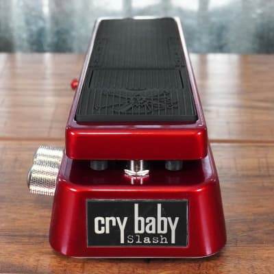 Dunlop SW95 Slash Cry Baby Wah Guitar Effect Pedal image 3