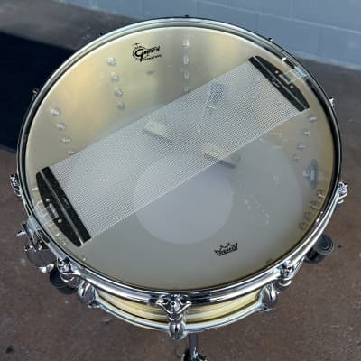 Gretsch G4169BBR USA Custom 6.5x14" 20-Lug Bell Brass Snare Drum image 6