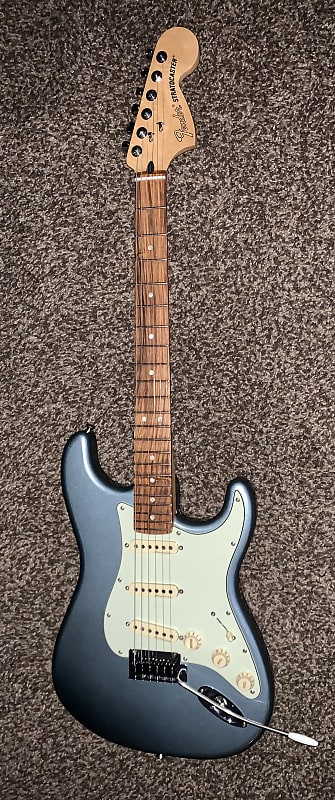 2017 fender Deluxe roadhouse STRATOCASTER  electric guitar image 1