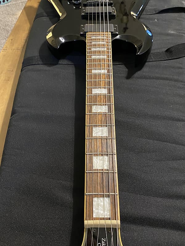 Epiphone Zakk Wylde custom ZV w/ Gibson plush XL soft case