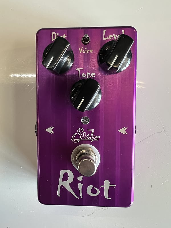 Suhr Riot