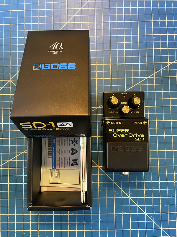 BOSS SD-1 40周年記念オーバードライブ BOSS SD-1-4A [SUPER Over Drive 40th Anniversary] ｜ イケベ楽器店
