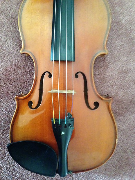 T.G. Pfretzschner 4/4 full size Violin