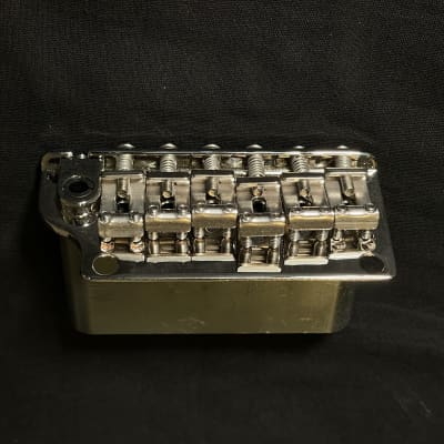 PRS SE Silver Sky 2022 - Bridge and tremolo block - International Shipping Available image 1