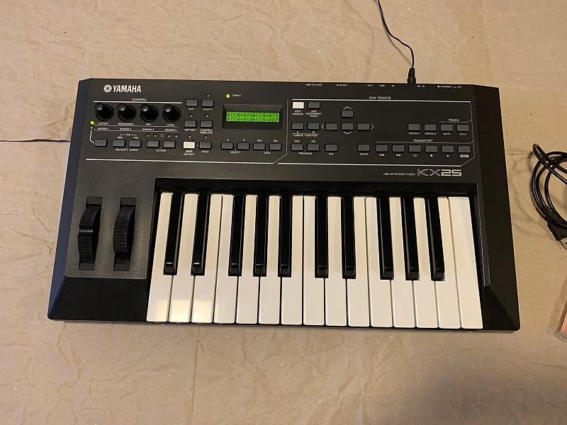 【正規通販】 Midi KX25 Yamaha usb VGC Controller Studio Controller その他