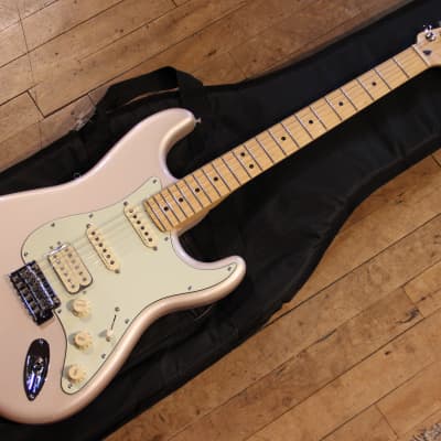 Fender Deluxe Stratocaster HSS | Reverb