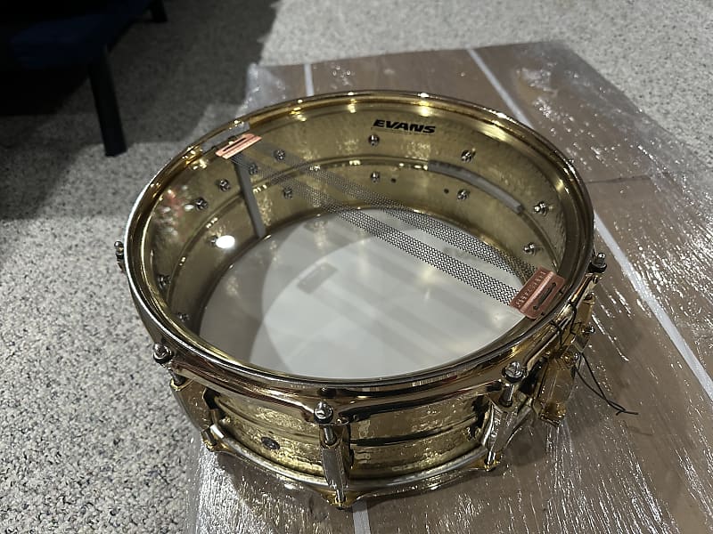 Good Condition Pearl 90S Hammered Brass Shell 14 5.5 Bh-5214 Snare Drum Dw