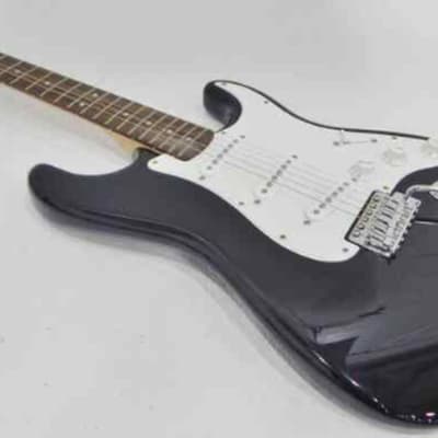 Squier Affinity Series Stratocaster with Rosewood Fretboard 2004 Blabk image 2