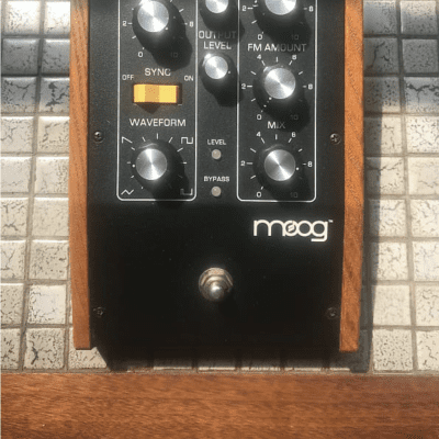 Moog Moogerfooger MF-107 FreqBox