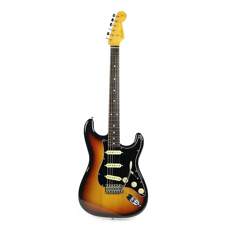 超特価低価[GT]Fender Stratocaster ST62 ストラトキャスター VWH ヴィンテージ・ホワイト Fender社創立50周年記念モデル！ フェンダー