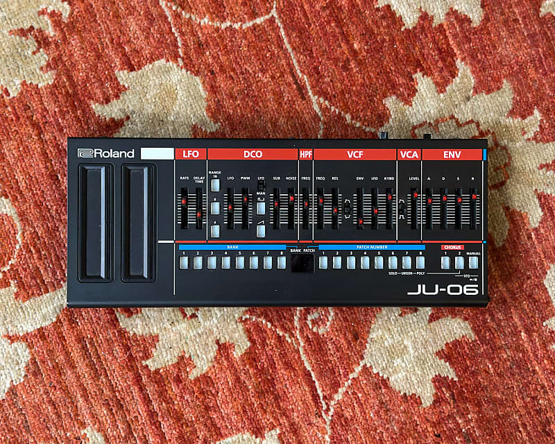 Roland JU-06 image 1