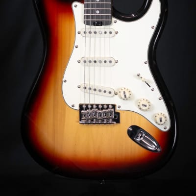 Aria Pro II STG-62 Electric Guitar (Various Finishes)-3 Tone Sunburst image 8