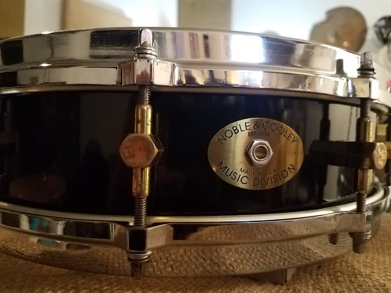 Noble & Cooley Snare Drum Solid Shell Classic Maple 14 x 3 7/8