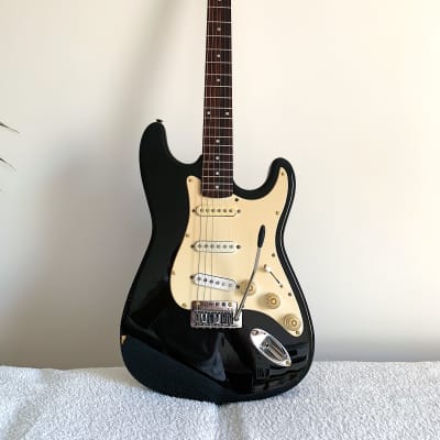 1990’s Vintage Excel Stratocaster Style Electric Guitar. | Reverb