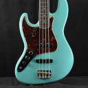 Fender American Vintage II 1966 Jazz Bass Left-Hand Sea Foam Green Rosewood Fingerboard