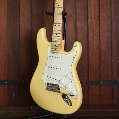 Fender Player Series Stratocaster Buttercream Maple image 5