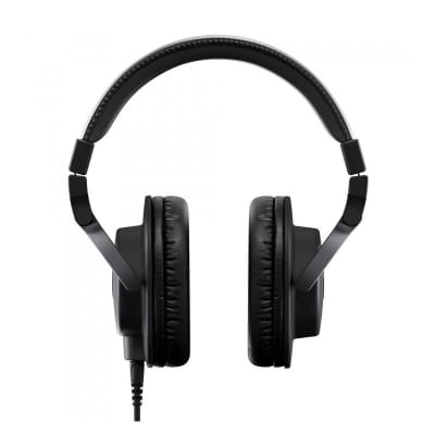 Yamaha HPH-MT5 Professional Studio Headphones image 5