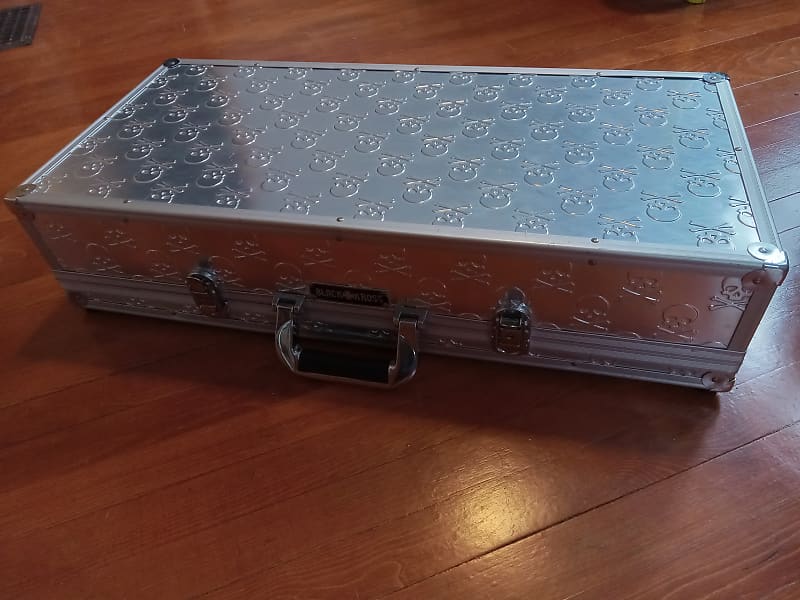 Black Kross Hardshell Stainless Pedalboard Case Stainless Reverb