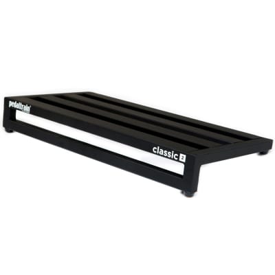 Pedaltrain Classic 2 Pedalboard 4-Rails 24"x12.5" w/ Tour Case image 3