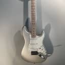 Fender American Series VG Stratocaster  - 1 of 479 - Blizzard Pearl