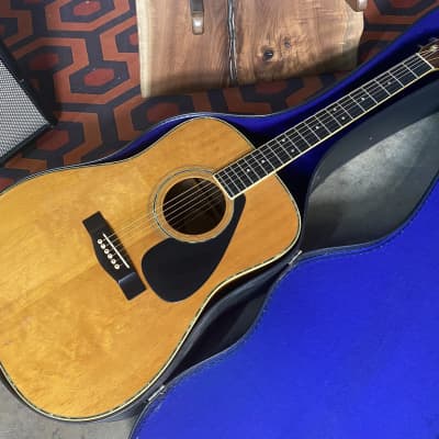 Yamaha FG-400D トップ単板 Made in Japan