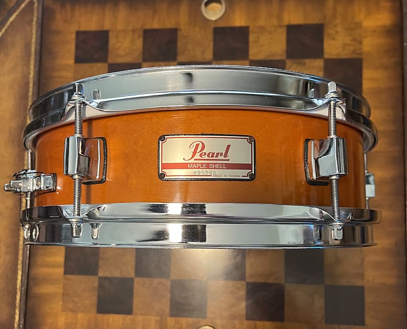 Pearl Piccolo Maple Snare Drum 13 x 3 in Liquid Amber 