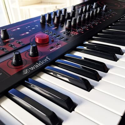 Waldorf Q Phoenix - 32 voice - RARE !