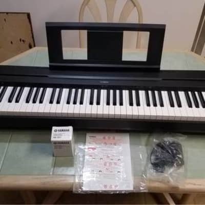 Yamaha P71B Black 88 key fully weighted graduated hammer action